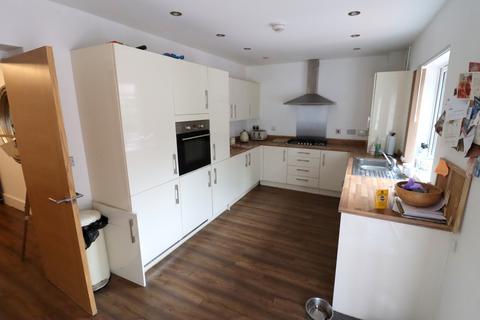 3 bedroom semi-detached house for sale, LONDON ROAD, HORNDEAN