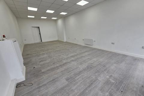 Shop to rent, High Street, Wombwell