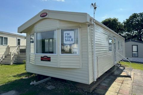 2 bedroom static caravan for sale, Solent Breezes Holiday Park, , Warsash SO31