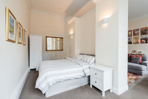 1 bedroom flat for sale, 54 (1F1) Shandwick Place, West End, Edinburgh, EH2 4RT