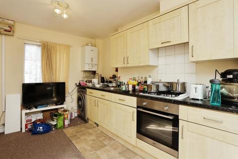 1 bedroom flat to rent, Howe Road, Loughborough, LE11 2JJ