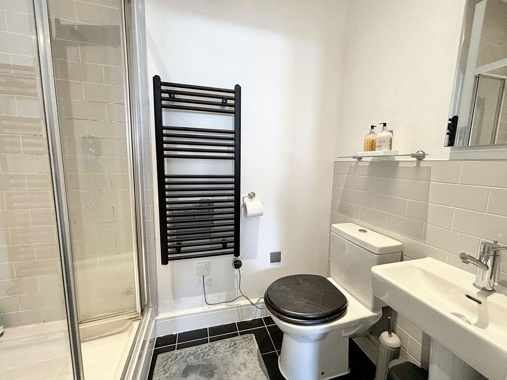 Ensuite
