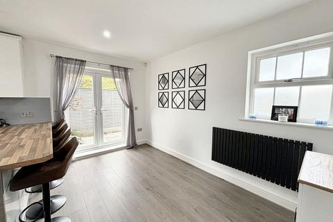 5e Barton Road, Worsley, Manchester, M28 2PD