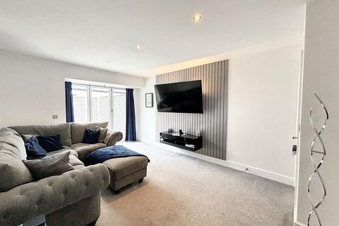 5e Barton Road, Worsley, Manchester, M28 2PD