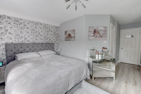 61 Meadow Road, Catshill, Bromsgrove, B61 0JJ