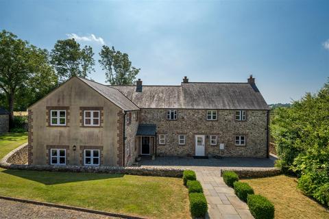4 bedroom detached house to rent, Combe St. Nicholas, Chard