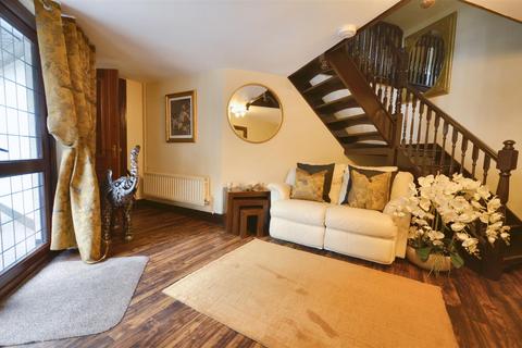 5 bedroom detached house for sale, Stone Road, Tittensor, Stoke-On-Trent
