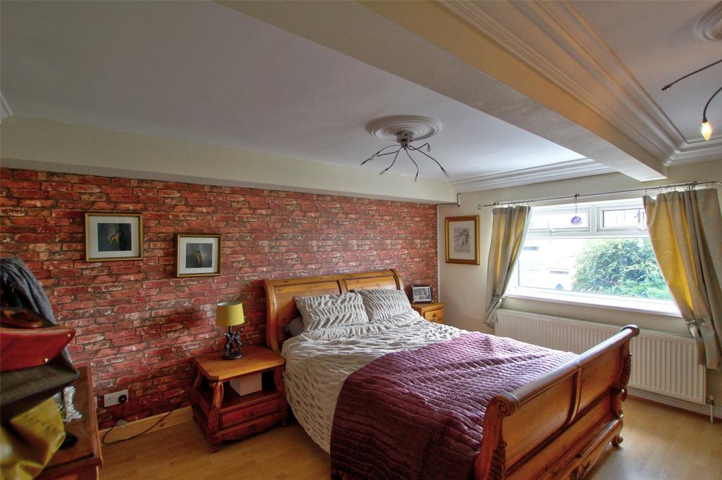 House Bed1
