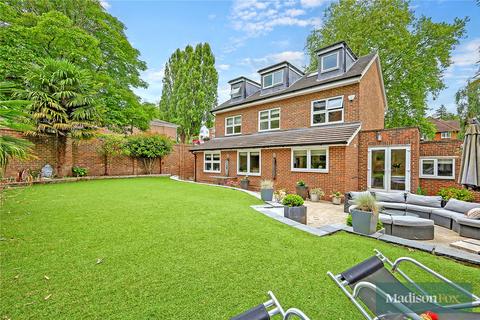 6 bedroom detached house for sale, Upper Park, Essex IG10