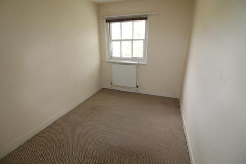 2 bedroom flat to rent, Norwich Road, Ipswich, IP1