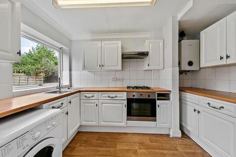 undefined, Mornington Walk, Richmond, TW10