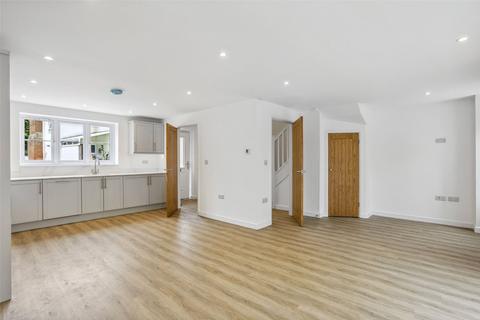 2 bedroom semi-detached house for sale, Sherdon Place, Sherfield On Loddon, RG27