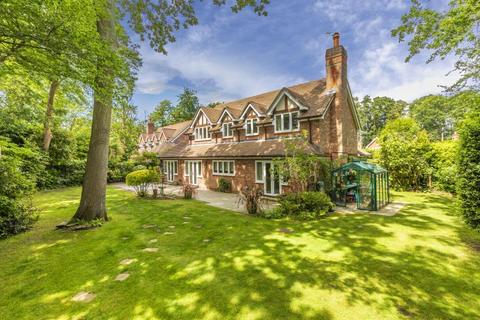 Lanacre The Spinney, Ascot, SL5 0AS