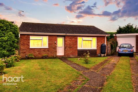 2 bedroom detached bungalow for sale, Lewis Close, Ashill