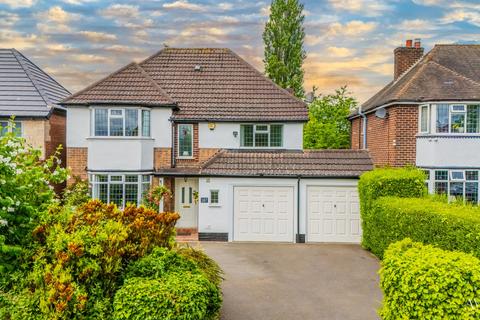 4 bedroom detached house for sale, Whitehouse Common Road, Sutton Coldfield, West Midlands, B75