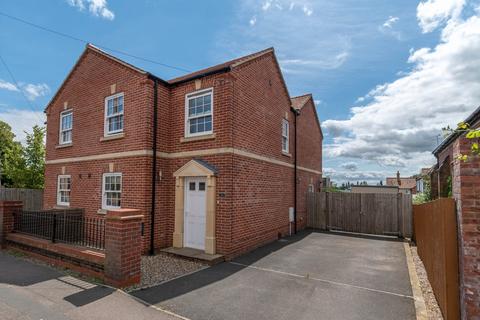 3 bedroom semi-detached house for sale, Norwich Road, Fakenham, NR21