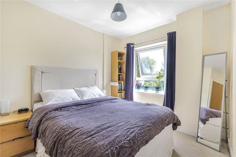 1 bedroom apartment for sale, Birdwood Avenue, London, SE13