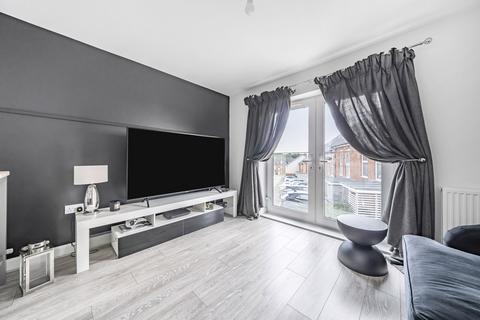 47 Oakes Crescent, Dartford, DA1 5UF