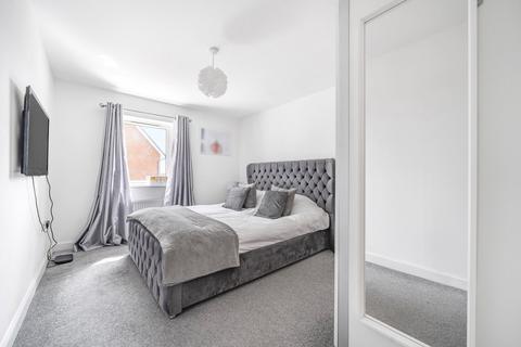 47 Oakes Crescent, Dartford, DA1 5UF