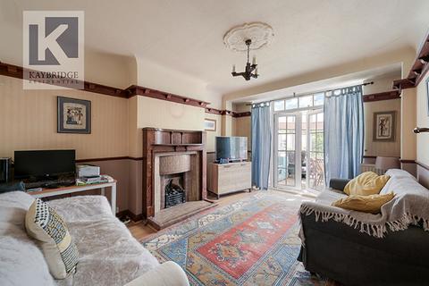 132 Seaforth Gardens, Epsom, KT19 0NW