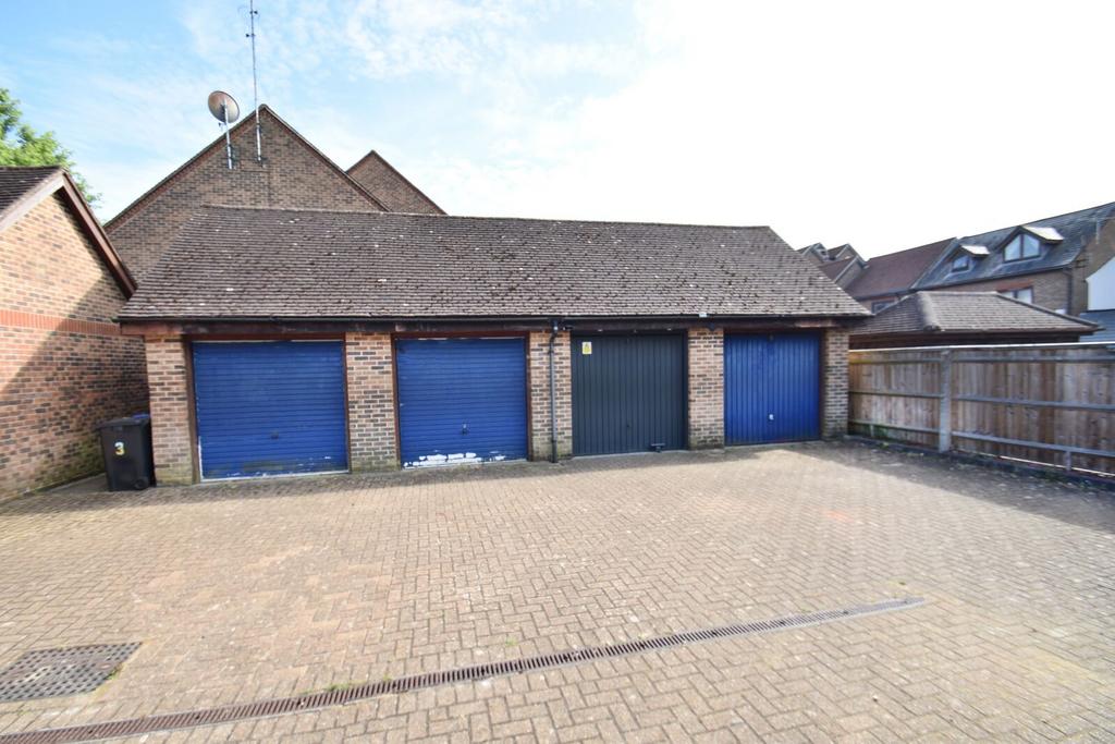 Garage Area