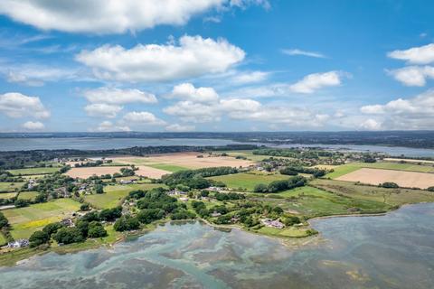 3 bedroom bungalow for sale, Gutner Lane, Hayling Island, Hampshire