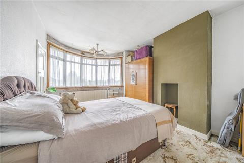 3 bedroom house for sale, Carfax Avenue, Tongham, Farnham, Surrey, GU10