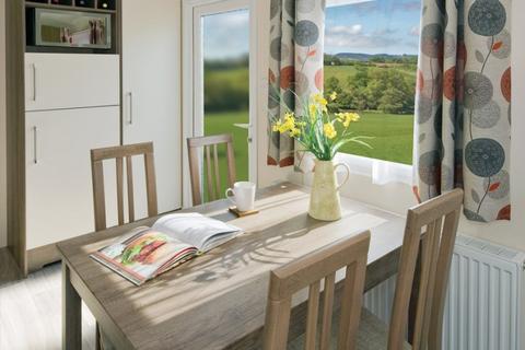 3 bedroom park home for sale, Trelay Holiday Park
