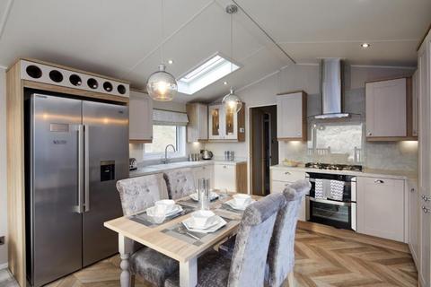 2 bedroom park home for sale, Trelay Holiday Park