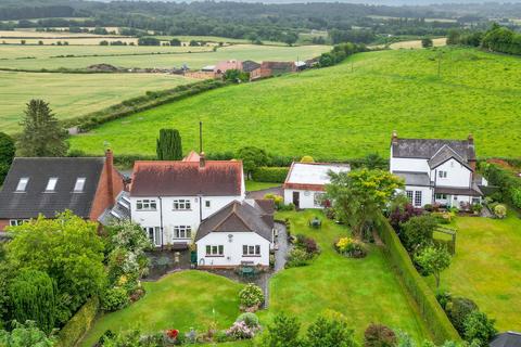 4 bedroom detached house for sale, Staple Flat, Lickey End, Bromsgrove, B60 1HD