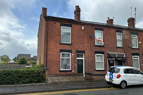 2 bedroom end of terrace house for sale, Dukinfield Road, Hyde, Greater Manchester, SK14 4QE