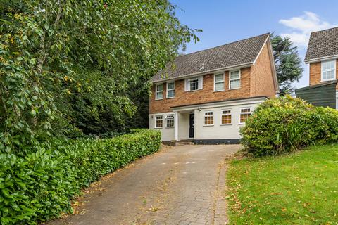 4 bedroom detached house for sale, Roundwood, Chislehurst, Kent