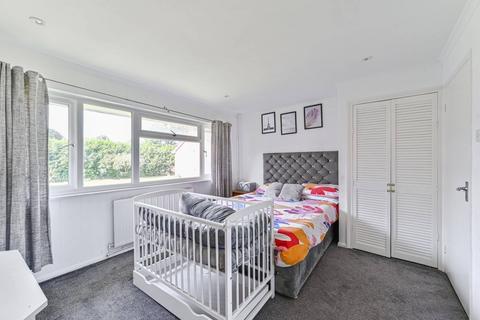 2 bedroom flat for sale, Pampisford Road, South Croydon, CR2