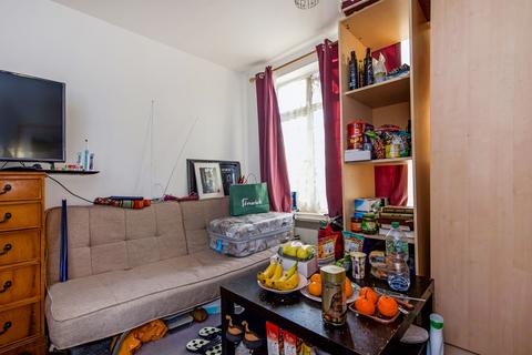 1 bedroom flat for sale, Richmond Road, Cranmer Court Richmond Road, KT2