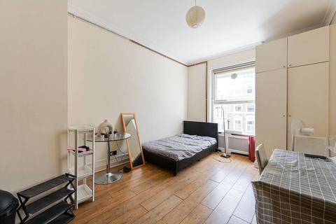 Studio to rent, Elvaston Place, South Kensington, London, SW7