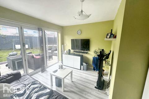23 Coleshill Drive, Hartcliffe, Bristol, BS13 9QT