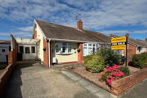 3 bedroom semi-detached bungalow for sale, Rodney Way, Whitley Bay, Tyne and Wear, NE26 3JG