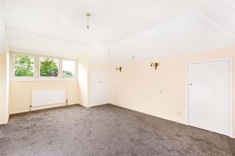 4 bedroom detached house for sale, Finedon Road, Irthlingborough, Wellingborough, Northamptonshire, NN9