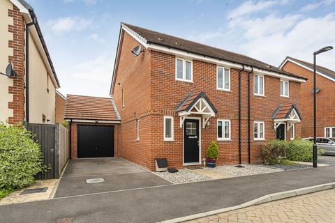 3 bedroom semi-detached house for sale, Crowberry Place, Didcot, OX11