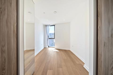 3 bedroom flat for sale, The Fulmar, 21 Reminder Lane, Lower Riverside, Greenwich Peninsula, SE10