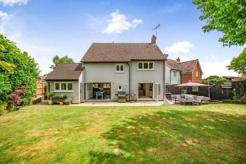 4 bedroom detached house for sale, Saffron Gardens, Braintree CM7