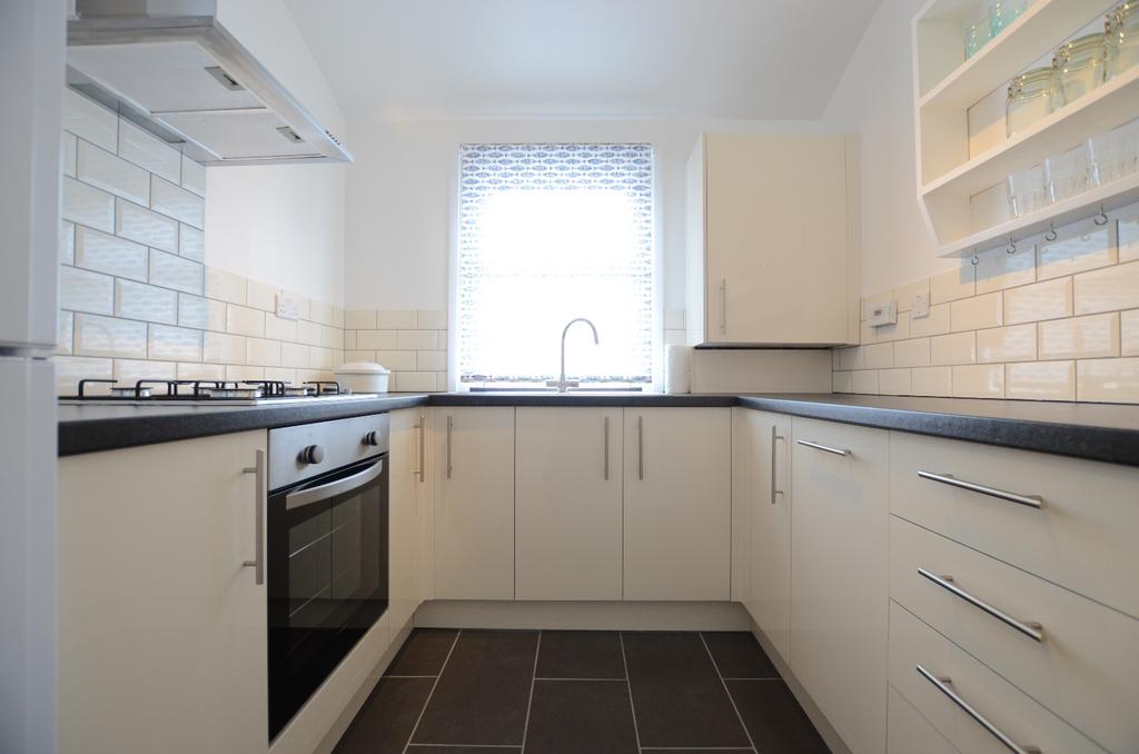 Kitchen 4
