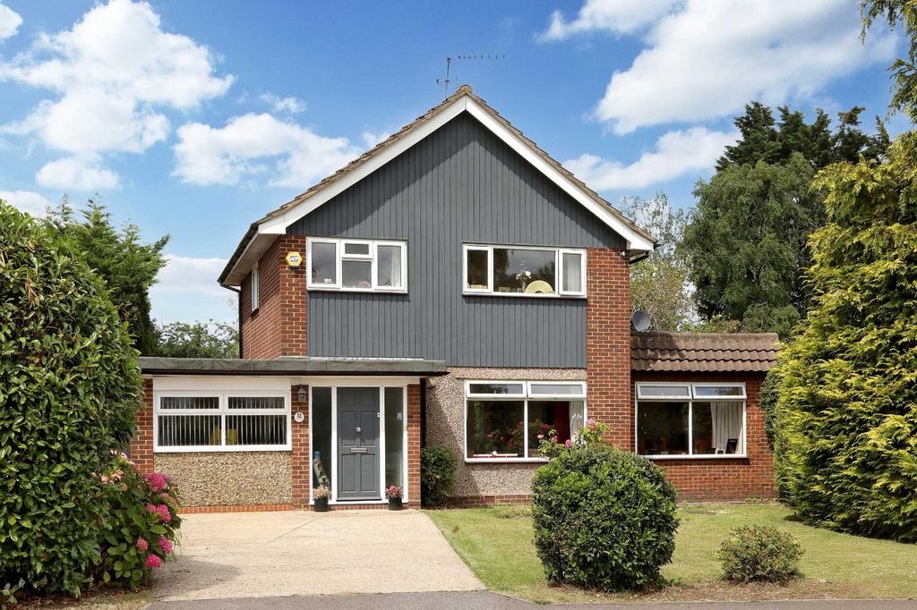 Mayflower Way, Beaconsfield, HP9 4 bed detached house for sale £900,000