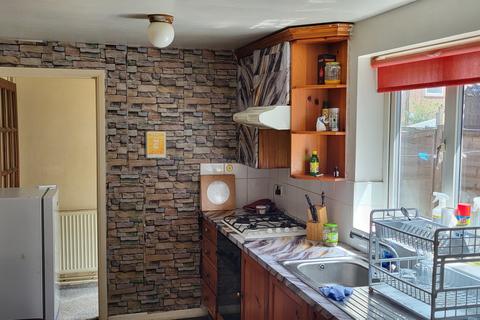 undefined, Luton LU1