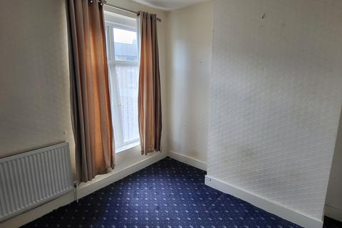undefined, Luton LU1