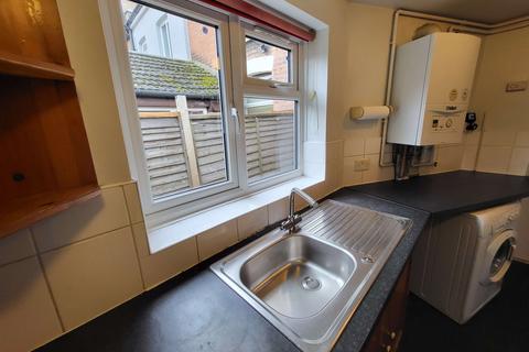 undefined, Luton LU1