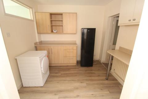 1 bedroom flat to rent, Main Street, Leicester LE9