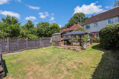 4 bedroom detached house for sale, Within 1.6 Miles Of Etchingham Train Station