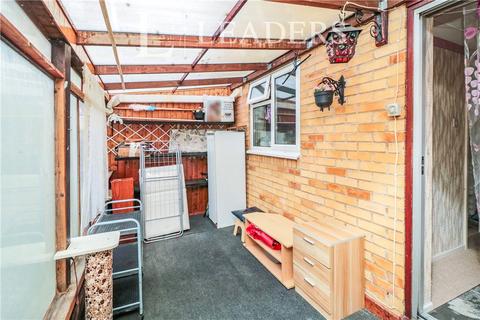63 Peacocks, Harlow, CM19 5NZ
