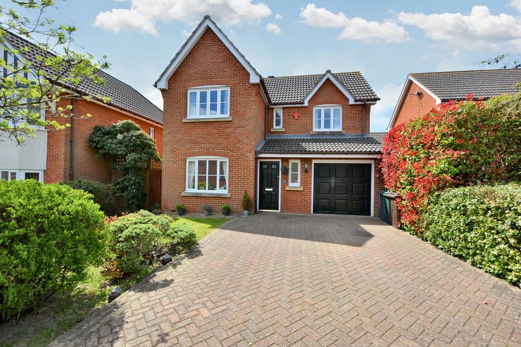 Caesar Avenue, Ashford TN23 4 bed detached house for sale £430,000
